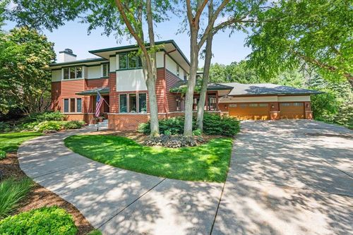 5870 Persimmon Drive, Fitchburg, WI, 53711 | Card Image