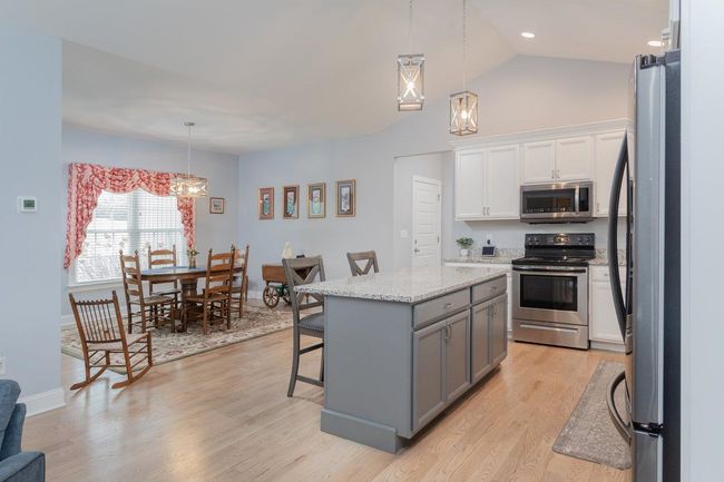 215 Heather Ln, House other with 3 bedrooms, 3 bathrooms and null parking in STAUNTON VA | Image 11
