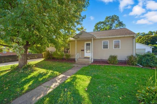 710 Eureka St, Waterloo, IA, 50702-3243 | Card Image