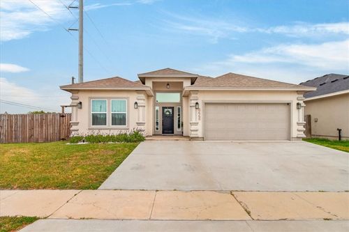 2445 Manuel Ln, Corpus Christi, TX, 78414-1401 | Card Image