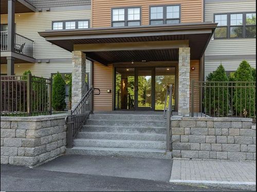 unit-110-150 Us Highway 1 Byp, Portsmouth, NH, 03801-6087 | Card Image