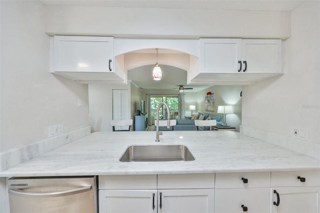APT-203 - 10100 Sailwinds Blvd N, Condo with 3 bedrooms, 2 bathrooms and null parking in LARGO FL | Image 8