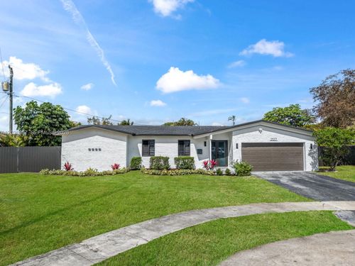 2377 Nw 83rd Ave, Sunrise, FL, 33322-3333 | Card Image