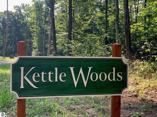 005 Kettle Way, Empire, MI, 49630 | Card Image