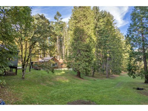 72792 Shoestring Rd, Cottage Grove, OR, 97424-9215 | Card Image