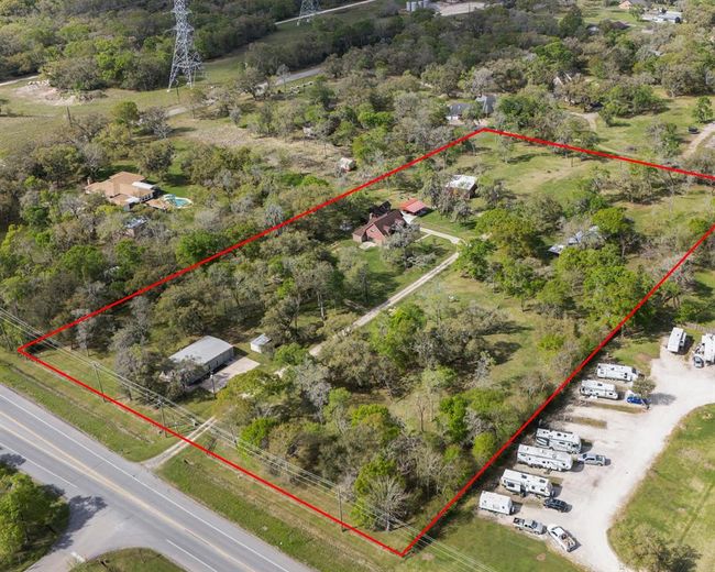 8300 Fm 1459 Rd, House other with 3 bedrooms, 3 bathrooms and 4 parking in Sweeny TX | Image 46