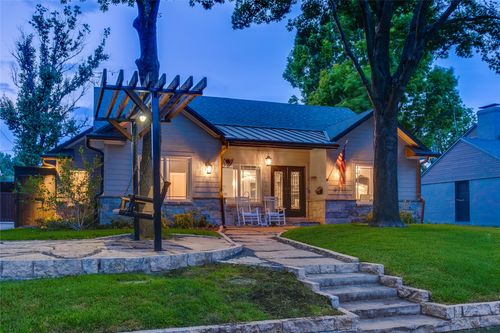 9431 Hobart St, Dallas, TX, 75218-2718 | Card Image