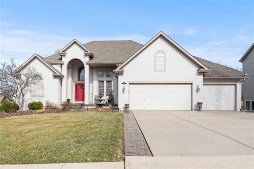26062 W 150th St, Olathe, KS, 66061-8510 | Card Image