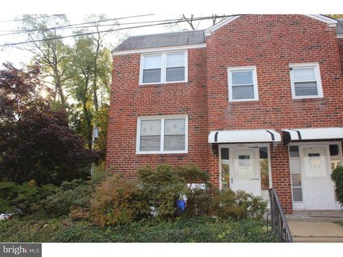 598 Livezey St, PHILADELPHIA, PA, 19128-2451 | Card Image