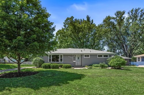 4709 W 111th St, Bloomington, MN, 55437-3227 | Card Image