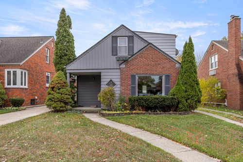 23045 Murray St, Dearborn, MI, 48128-1827 | Card Image