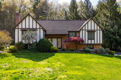 30 Redwood Ln, South Glastonbury, CT, 06073-2912 | Card Image