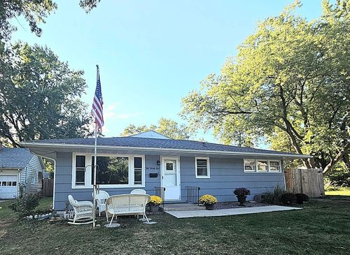 1021 Mary Ave, Dixon, IL, 61021-1423 | Card Image