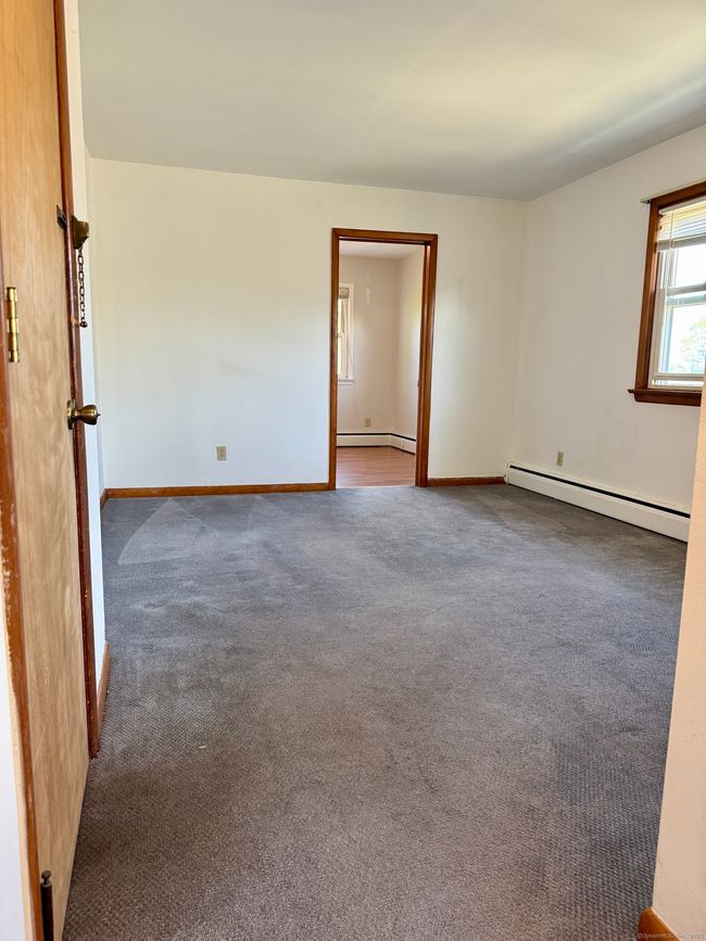 APT-2 - 10 Fairview Ave, Home with 1 bedrooms, 1 bathrooms and 1 parking in Norwalk CT | Image 4