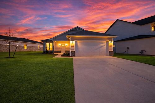 18020 Anthem Boulevard, Edmond, OK, 73012 | Card Image