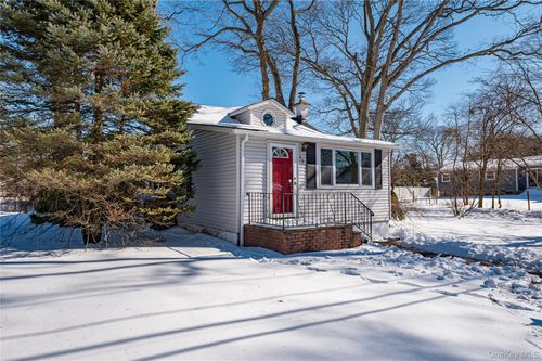 59 Webster Ave, Ronkonkoma, NY, 11779-1625 | Card Image