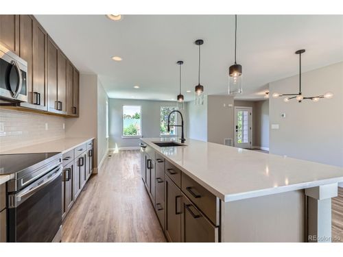 3420 N Steele St, Denver, CO, 80205-4337 | Card Image