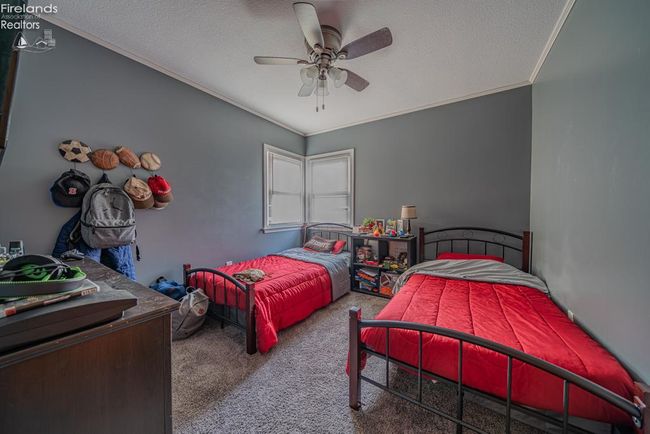 515 Jackson St, House other with 3 bedrooms, 2 bathrooms and 2 parking in Tiffin OH | Image 6
