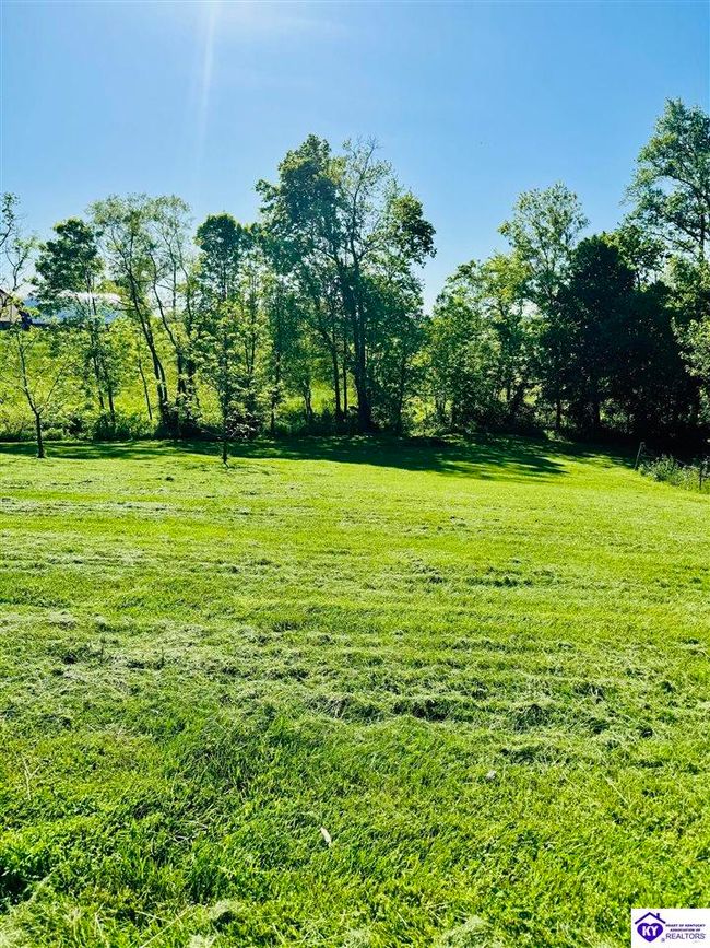 5906 Hudgins Hwy, House other with 6 bedrooms, 2 bathrooms and null parking in Summersville KY | Image 7