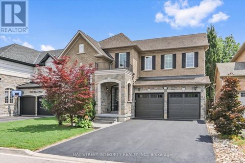 210 Milkweed Way, Oakville, ON, L6L0A6 | Card Image