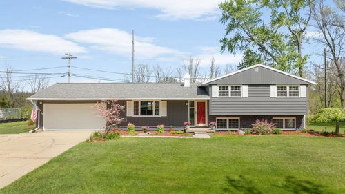 1409 Sioux Trl, Niles, MI, 49120-3135 | Card Image