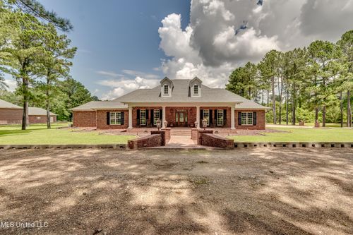 123 Lakeshire Cv, Canton, MS, 39046-5339 | Card Image