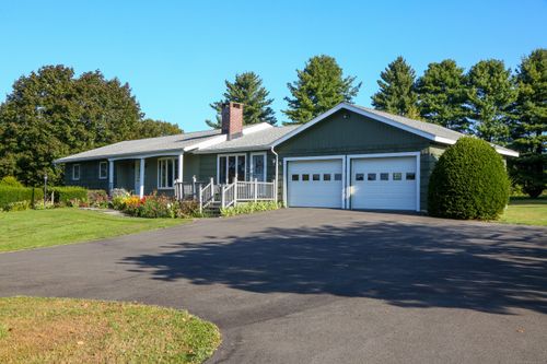 76 Fairchild Rd, Sharon, CT, 06069-2440 | Card Image