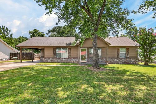 15 Burns Dr, Cabot, AR, 72023-2857 | Card Image