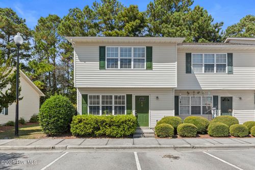 40 Pirates Cove Dr, Swansboro, NC, 28584-8362 | Card Image