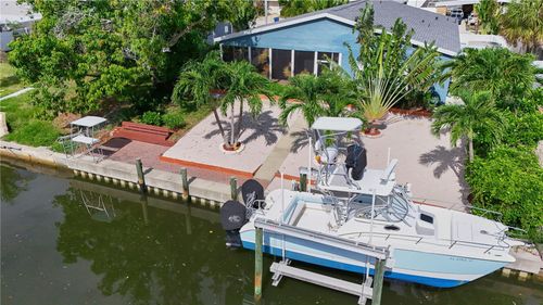 6811 Georgia Ave, BRADENTON, FL, 34207-5642 | Card Image
