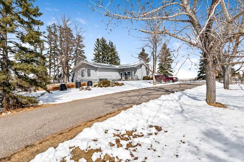 120050 466 Avenue E, Rural Foothills County, AB, T1V1N3 | Card Image