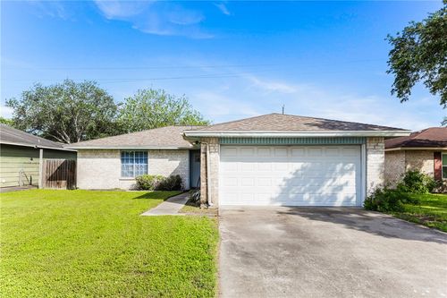 4041 Mountain View Dr, Corpus Christi, TX, 78410-3819 | Card Image