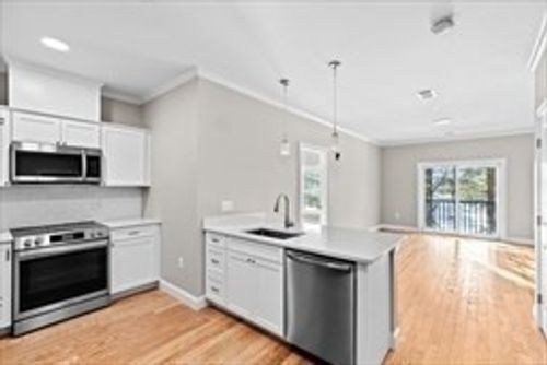 2-485 Blue Hills Pkwy, Milton, MA, 02186-3116 | Card Image