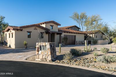 8212 E Tortuga View Lane, House other with 3 bedrooms, 4 bathrooms and null parking in Scottsdale AZ | Image 2