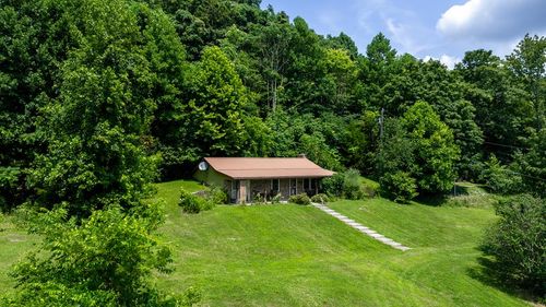 18300 Us Highway 52, Stout, OH, 45684-8951 | Card Image