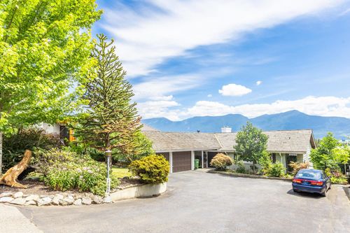 10050 Timberline Pl, Chilliwack, BC, V2P7N9 | Card Image