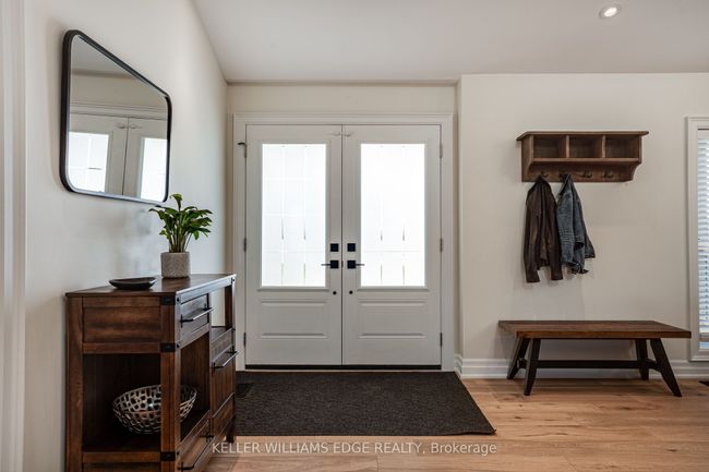 3322 Regional Rd 56, House other with 5 bedrooms, 3 bathrooms and 10 parking in Hamilton ON | Image 4