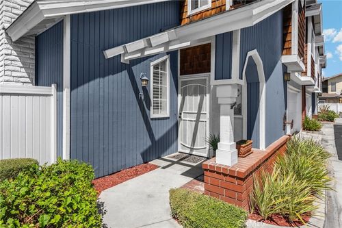 unit-f1-2210 Pacific Ave, Costa Mesa, CA, 92627-4844 | Card Image