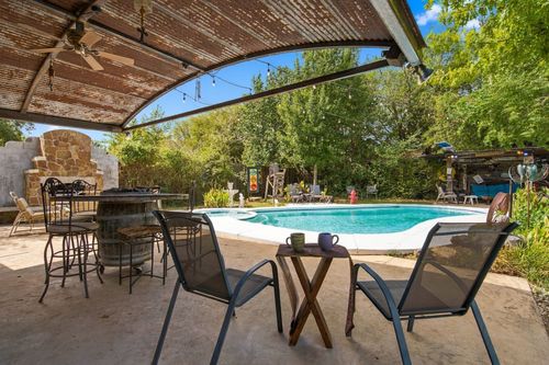 1016 Meadows Dr, Corinth, TX, 76208-5604 | Card Image
