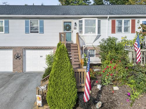 331 Edmond Drive, Abingdon, VA, 24210 | Card Image
