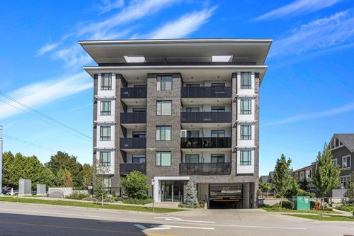 307-13623 81a Ave, Surrey, BC, V3W3N7 | Card Image