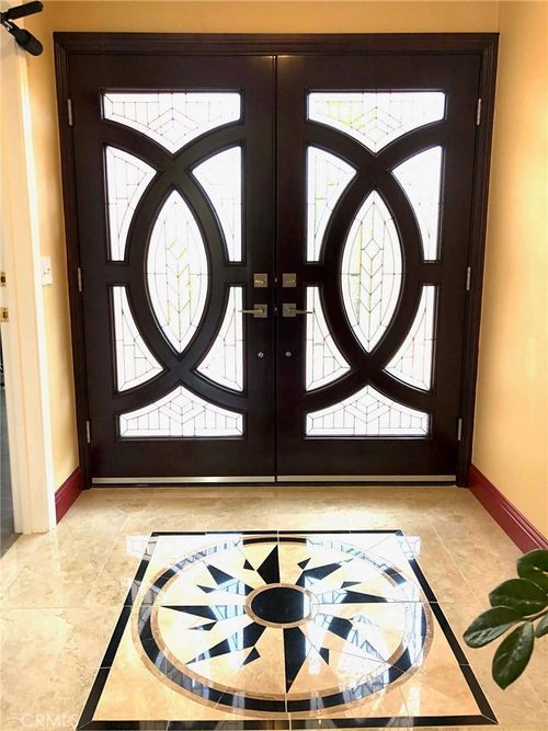 1839 Berkeley Way, Santa Maria, CA, 93454-1598 | Card Image
