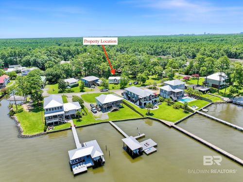 7648 Bay Shore Dr, Elberta, AL, 36530-5605 | Card Image