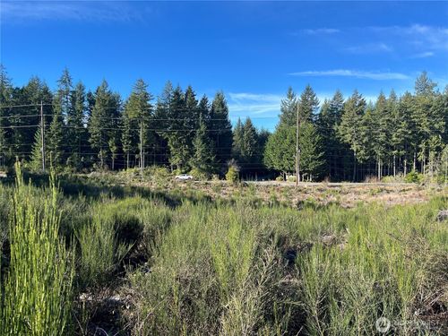 2 Rhododendron Ln Nw, Poulsbo, WA, 98370 | Card Image