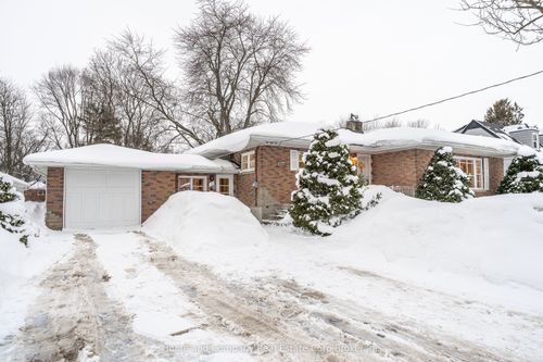 137 Britannia St, Stratford, ON, N5A5Z3 | Card Image