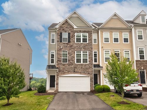 17 Remington Dr, Washington, PA, 15301-6185 | Card Image