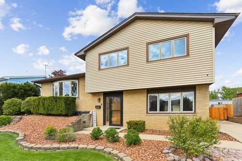7422 162nd St, Tinley Park, IL, 60477-1539 | Card Image