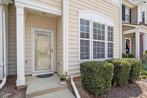 5229 Moonview Ct, Raleigh, NC, 27606-4546 | Card Image
