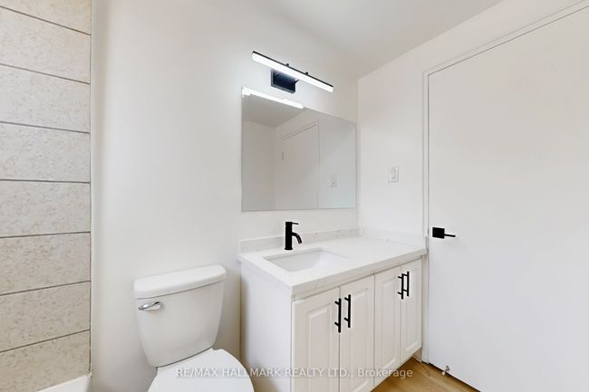 2 - 2424 New St, Condo with 2 bedrooms, 1 bathrooms and 1 parking in Burlington ON | Image 20