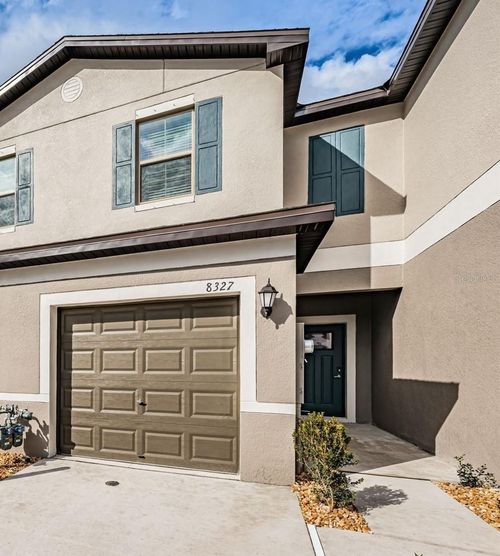 8327 Crescent Oaks Dr, NEW PORT RICHEY, FL, 34655-5546 | Card Image